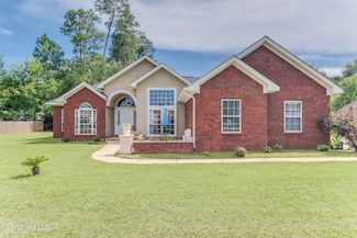 2113 Highland Dr, Gautier, MS 39553