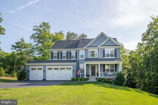 452 Long Meadow Dr, Fredericksburg, VA 22406