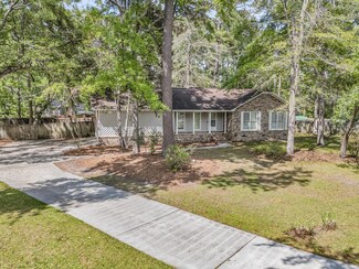 106 Springfarm Place, Summerville, SC 29485