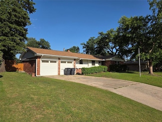2708 N Holloway Ave, Bethany, OK 73008
