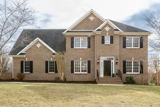 1091 Gilfield Dr, Forest, VA 24551