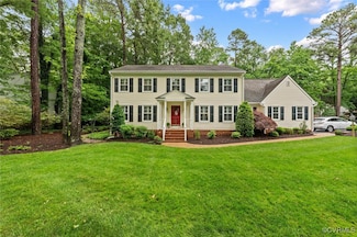 5911 Waters Edge Rd, Midlothian, VA 23112