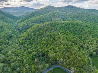 5813 Sounding Knob Rd, Mc Dowell, VA 24458