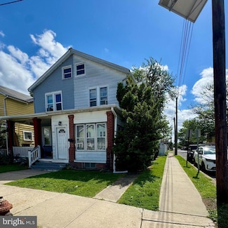 201 Woodlawn Ave, Trenton, NJ 08609