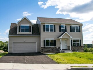 123 E 1st St Unit 11, Wind Gap, PA 18091