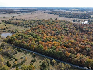 000 County Road 1625 N, Cisne, IL 62823