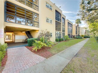 11485 Oakhurst Rd Unit 200-106, Largo, FL 33774