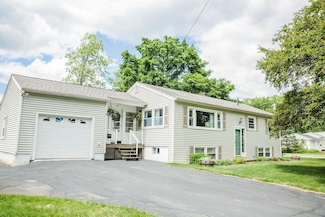 24 Norwich St, Concord, NH 03301