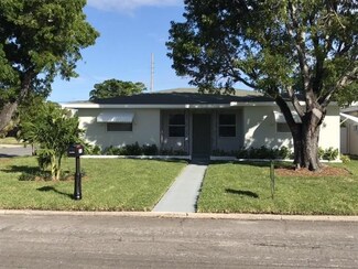 1830 N D St, Lake Worth, FL 33460