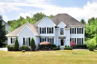 32 Arlington Dr, Avon, CT 06001