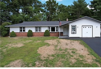 17 Massachusetts Ave, Brockton, MA 02302