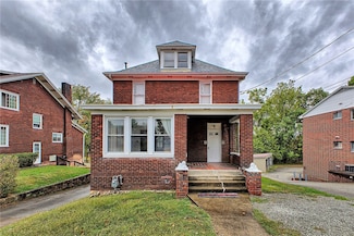 1216 S Pittsburgh St, Connellsville, PA 15425