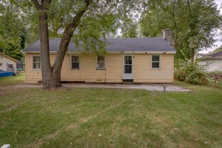 64 Ocom St, Kalamazoo, MI 49048
