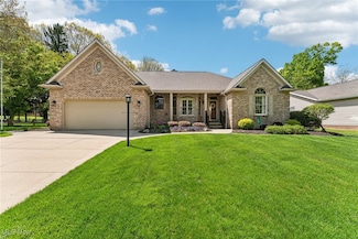 107 Woodhaven Ln, Doylestown, OH 44230