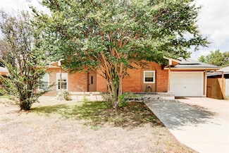 2402 Wilkes St, Bryan, TX 77803