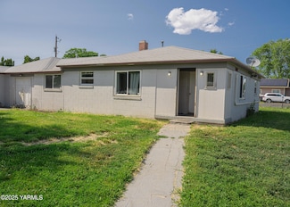 2002 Landon Ave, Yakima, WA 98903