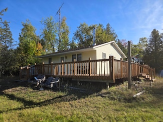 5971 E Point Rd, Harrisville, MI 48740