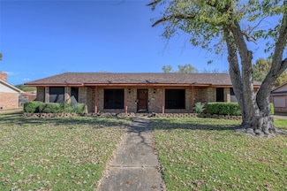 3205 Mimosa Dr, Sherman, TX 75092