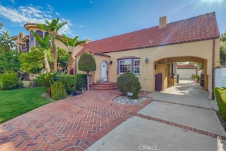 129 S Swall Dr, Beverly Hills, CA 90211