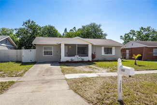 12597 Cumberland Dr, Largo, FL 33773
