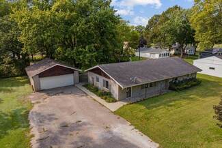 1585 SW 28th St, Owatonna, MN 55060