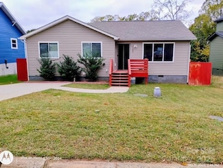 1132 8th St, Statesville, NC 28677