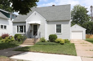 929 S 8th Ave, Wausau, WI 54401
