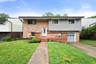 939 Heck Dr, Greendale, IN 47025