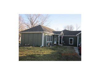 216 Leloup 3rd St, Wellsville, KS 66092