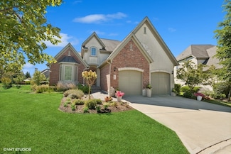 7917 Savoy Club Ct, Burr Ridge, IL 60527