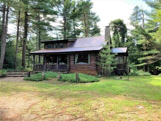 94 Indian Trail, Tamworth, NH 03875