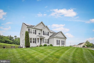 904 Open Field Ct, Westminster, MD 21157