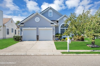 17 Sea Girt Ln, Waretown, NJ 08758