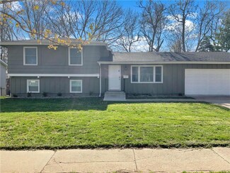 9010 Eby Dr, Overland Park, KS 66212