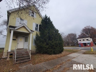 1031 10th Ave, Rock Island, IL 61201