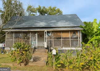 59 10th St, Trion, GA 30753