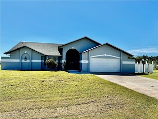 3704 SW 3rd St, Cape Coral, FL 33991