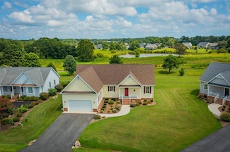 66 Old Field Rd, Irvington, VA 22480