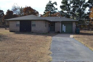 4405 Outpost Dr, Spencer, OK 73084