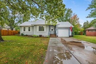 610 Maplewood Dr, El Dorado, KS 67042