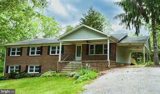 8814 Lafayette Dr, Owings, MD 20736