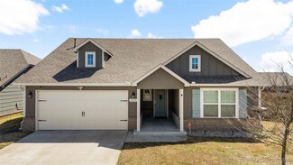 3605 E Trenton St, Broken Arrow, OK 74014