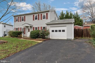 14353 Southgate Ct, Woodbridge, VA 22193