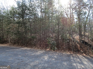 136 Lakeview Way, Baldwin, GA 30511