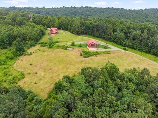 123 Cross Creek Rd SW, Meadows of Dan, VA 24120