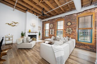 55 W Livingston Ave Unit 307, Columbus, OH 43215