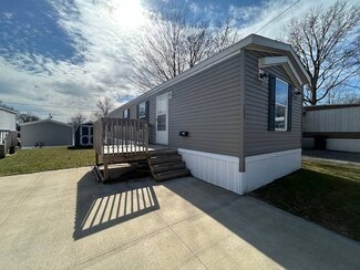 7055 Quarry Rd Unit 187, Amherst, OH 44001