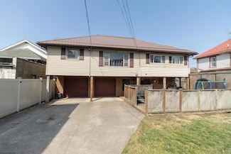 216 Davis Ct, Shinnston, WV 26431