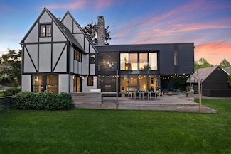 35 Halsted Place, Rye, NY 10580
