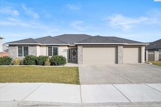 7024 W 30th Ave, Kennewick, WA 99338